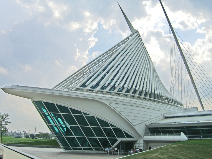 28 Milwaukee Art Museum