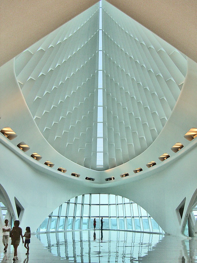 30 Milwaukee Art Museum