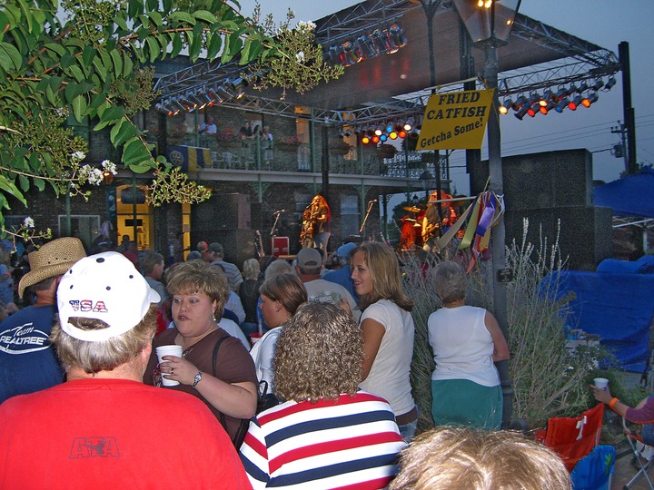 57 24th Annual Horseshoe River Bend Festival