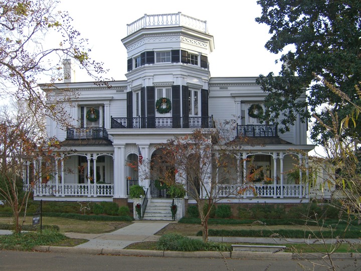 84 Antebellum House in Columbus, MS