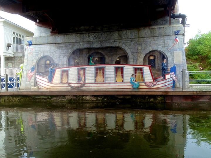 Newark Town Dock Murals 2